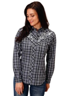 Roper Plaid Embroidered Horseshoe Shirt Long Sleeve 5 Roper Plaid Embroidered Horseshoe Shirt Long Sleeve -Riding Apparel Store embroid shoe plaid ls grey front 0105000244023 roper 11802.1663802606