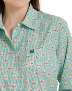 Cinch ArenaFlex Green Print Shirt -Riding Apparel Store lds arenaflex print sl green detail MSW9163011 cinch 81020.1678830661