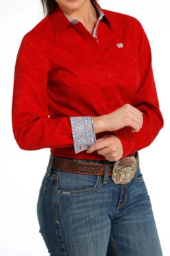 Cinch Performance Shirt No Pockets -Riding Apparel Store subtle print ls red side MSW9165035 cinch 68055.1689018407